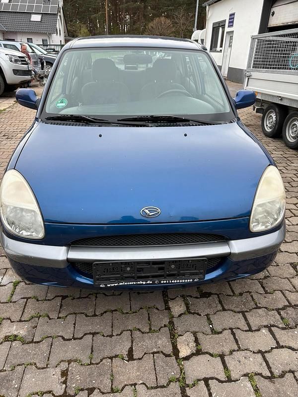 Blau Gebraucht 2003 Daihatsu Sirion Kleinwagen | 700 € (Superpreis) - Bild 1/4