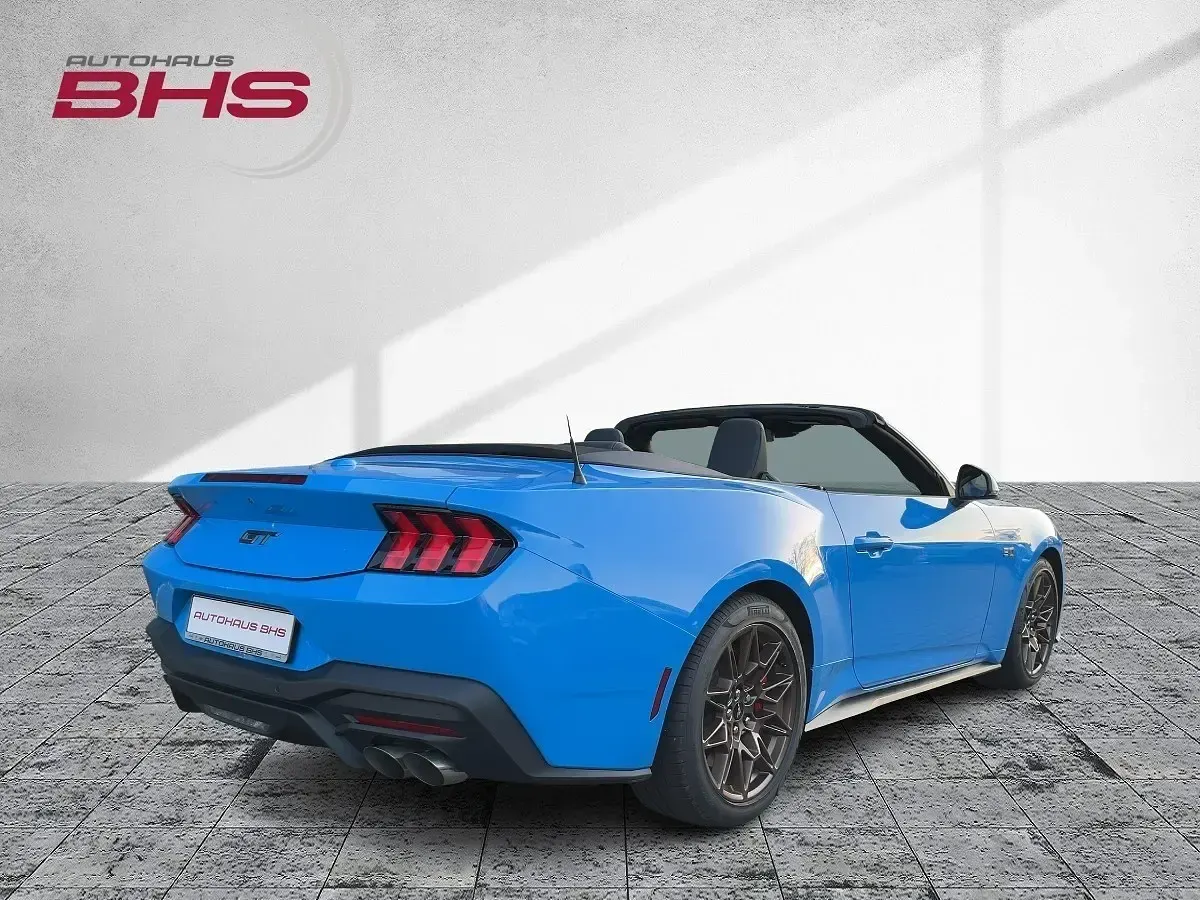 Gebraucht Ford Mustang GT Convertible 446 PS (328 kW) 2025 Grabber blue (blau) Cabrio