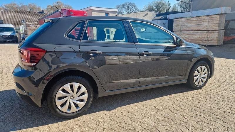 Gebraucht VW Polo Highline 65 PS (47 kW) 2018 Schwarz Kleinwagen