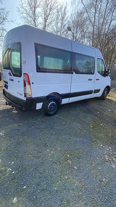 Gebraucht Opel Movano 145 PS (106 kW) 2018 Weiß Van / Kleinbus