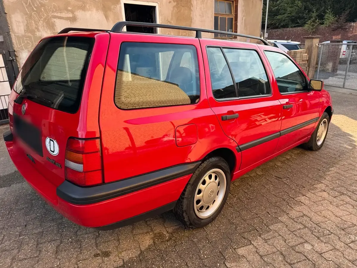 Gebraucht VW Golf III 90 PS (66 kW) 1994 Rot Kombi