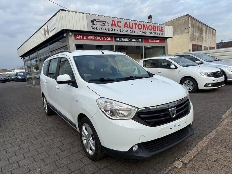 Weiß Gebraucht 2012 Dacia Lodgy Lauréate Van / Kleinbus | 3.750 € (Fairer Preis) - Bild 1/4