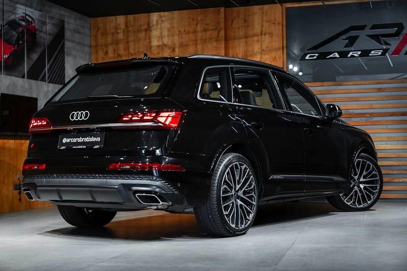 Gebraucht Audi Q7 Exclusive 286 PS (210 kW) 2025 Schwarz SUV