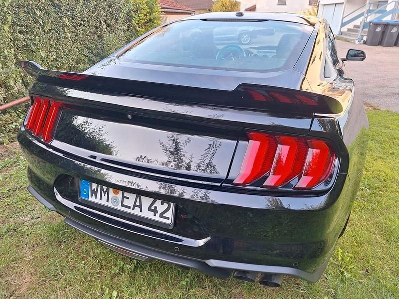 Gebraucht Ford Mustang GT 466 PS (342 kW) 2018 Schwarz Coupé