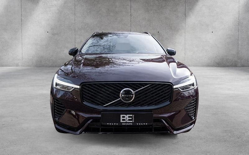 Neu Volvo XC60 Plus 455 PS (334 kW) 2026 Rot SUV