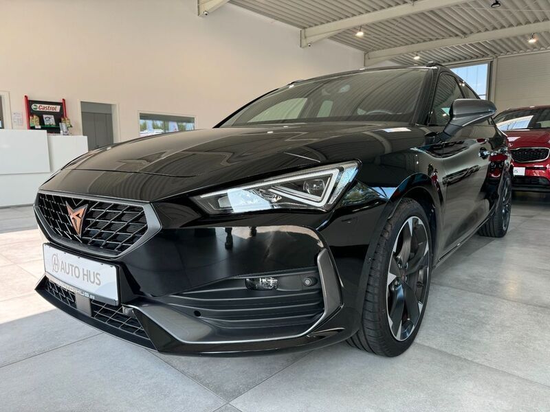 Mitternachtsschwarz Gebraucht 2023 Cupra Leon Kombi | 29.990 € (Fairer Preis) - Bild 1/4