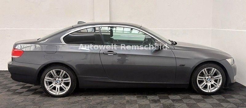 Second-hand BMW 325 Comfort Edition 218 CP (160 kW) 2008 Gri Coupe