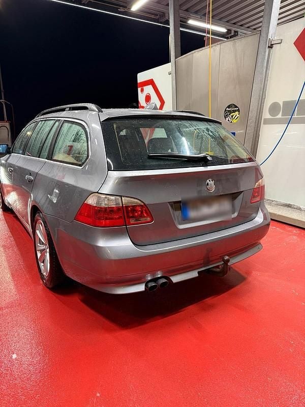 Second-hand BMW 525 177 CP (130 kW) 2005 Argintiu Break