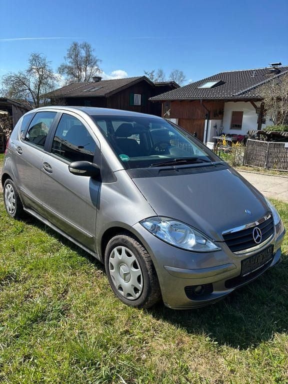 Gebraucht Mercedes A170 Elegance 116 PS (85 kW) 2007 Silber Van / Kleinbus
