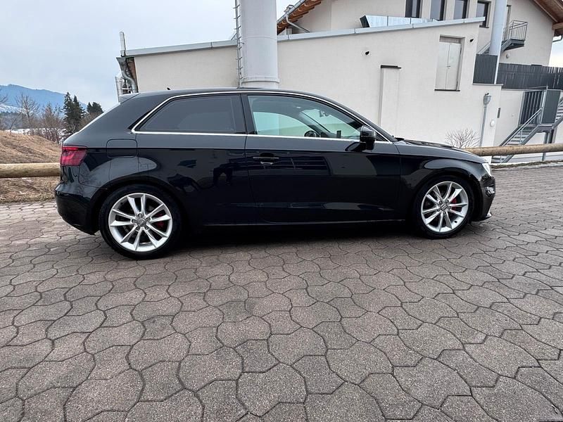 Gebraucht Audi A3 150 PS (110 kW) 2012 Schwarz Kleinwagen