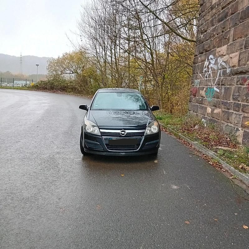 Schwarz Gebraucht 2006 Opel Astra Limousine | 850 € (Superpreis) - Bild 1/4