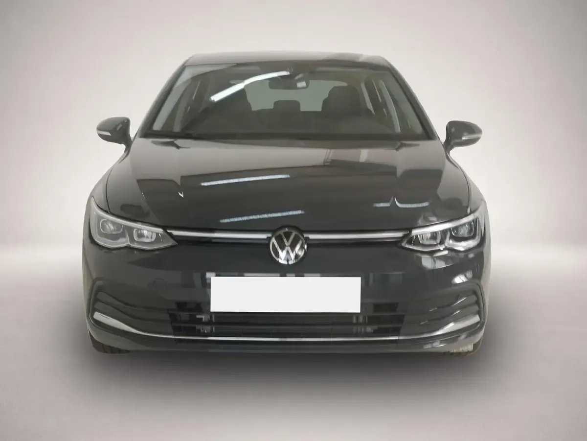 Gebraucht VW Golf VIII Style 190 PS (139 kW) 2024 Manufacturer Limousine