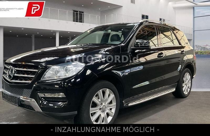Schwarz Gebraucht 2012 Mercedes ML250 SUV | 16.990 € (Etwas zu teuer) - Bild 1/4