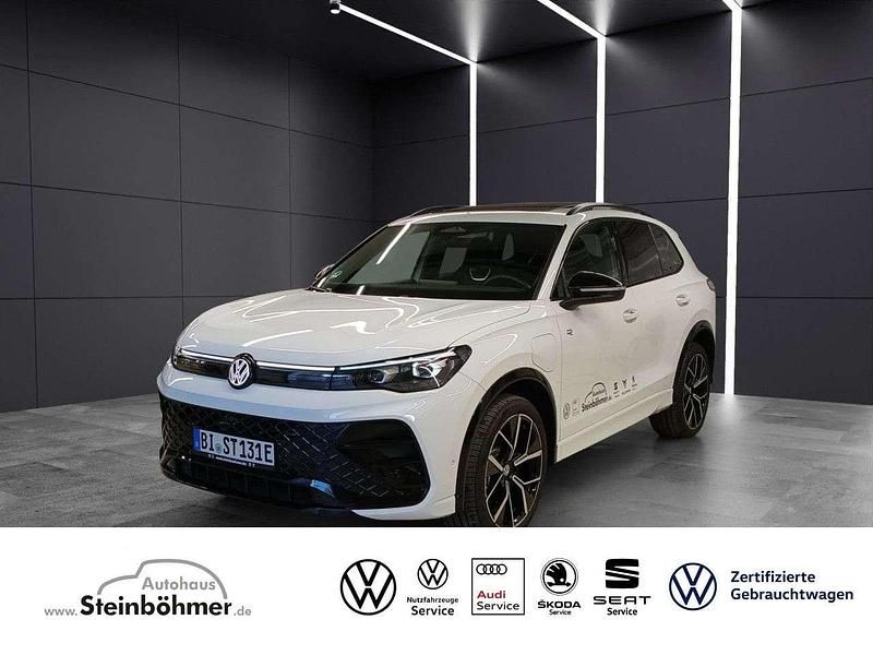 Gebraucht VW Tiguan R-line 177 PS (130 kW) 2025 Pure white SUV