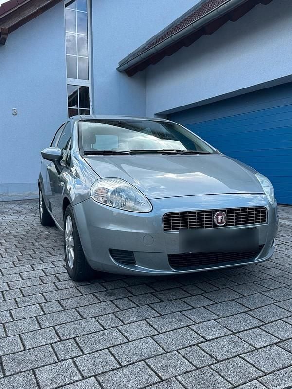 Grau Gebraucht 2008 Fiat Grande Punto Dynamic Kleinwagen | 1.599 € (Superpreis) - Bild 1/4