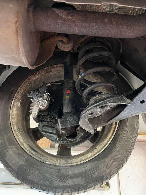 Gebraucht VW Passat 131 PS (96 kW) 2004 Blau Limousine