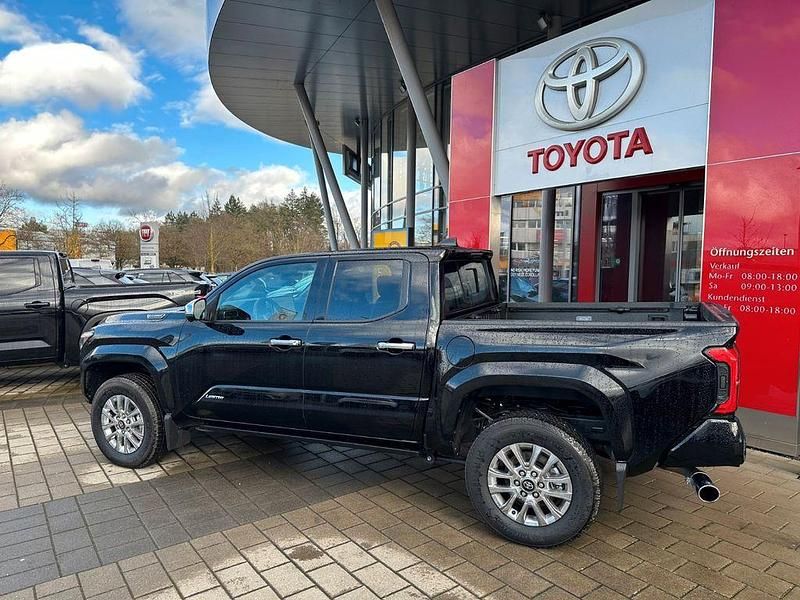 Gebraucht Toyota Tacoma SR5 330 PS (242 kW) 2025 Schwarz met. Abholung