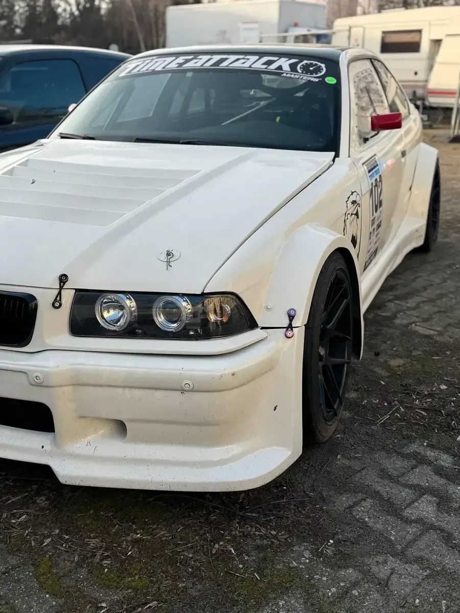 Second-hand BMW 325 240 CP (176 kW) 1993 Alb Coupe