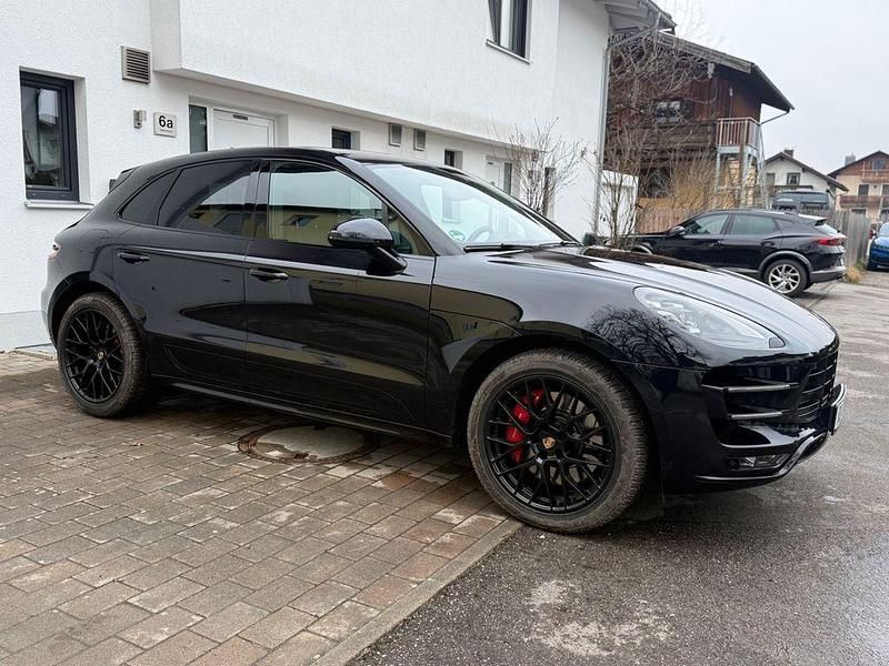 Gebraucht Porsche Macan Turbo Performance Package 441 PS (324 kW) 2017 Schwarz SUV