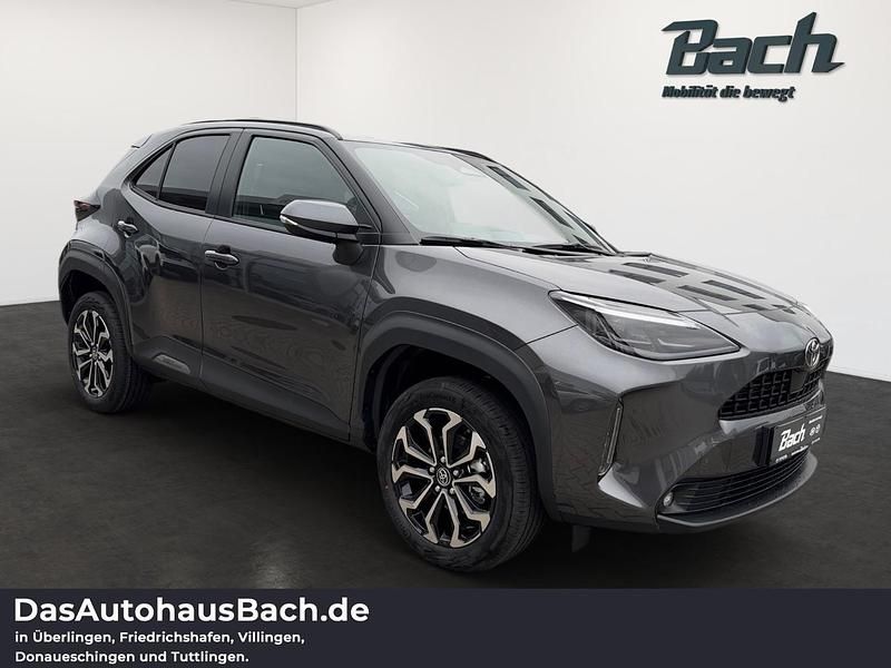 Gebraucht Toyota Yaris Cross 131 PS (96 kW) 2025 Grau SUV