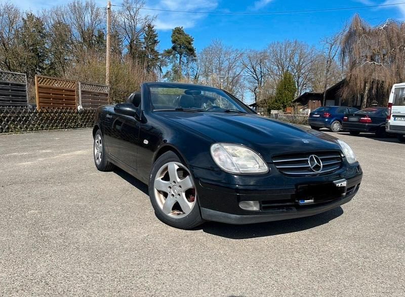 Gebraucht Mercedes SLK200 100 PS (73 kW) 2000 Schwarz Cabrio