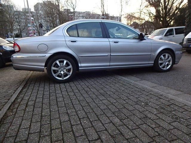 Gebraucht Jaguar X-type 156 PS (114 kW) 2005 Silber Limousine