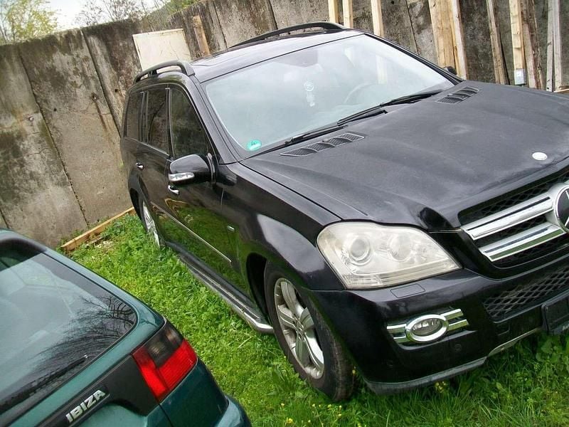 Gebraucht Mercedes GL320 211 PS (155 kW) 2007 Schwarz SUV