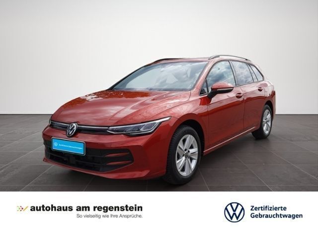 Rot Gebraucht 2024 VW Golf VIII Life Kombi | 27.940 € (Etwas zu teuer) - Bild 1/4