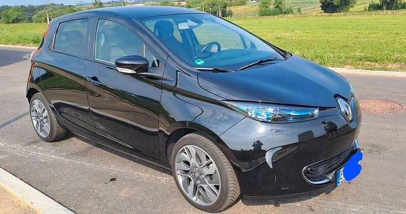 Schwarz Gebraucht 2016 Renault Zoe Intens Kleinwagen | 7.199 € (Fairer Preis) - Bild 1/4