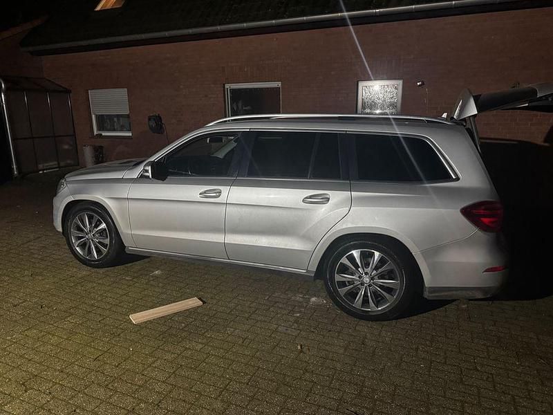 Gebraucht Mercedes GL350 258 PS (189 kW) 2013 Silber SUV