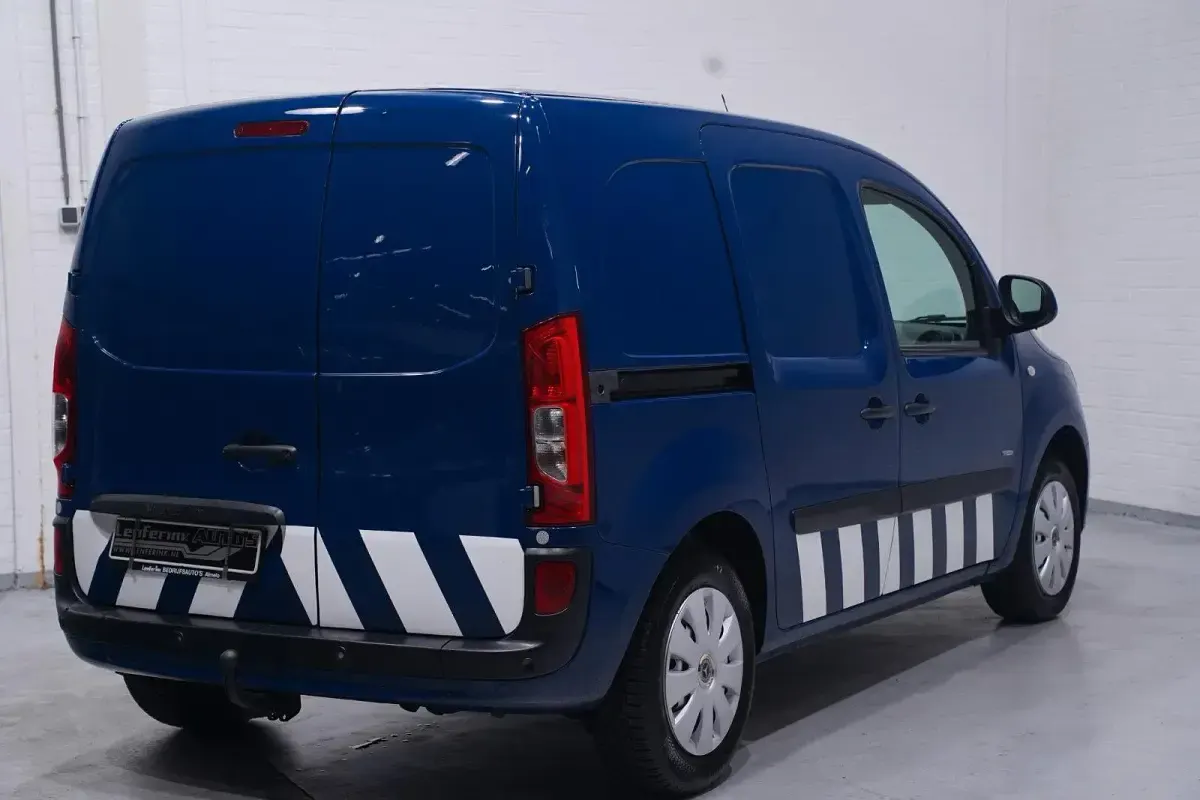 Gebraucht Mercedes Citan 111 110 PS (80 kW) 2014 Blau Van / Kleinbus