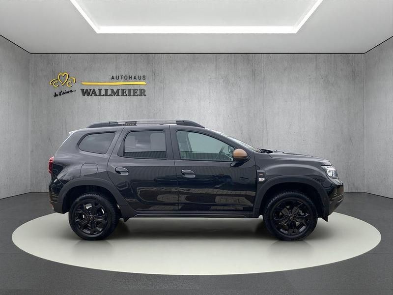 Gebraucht Dacia Duster Extreme 101 PS (74 kW) 2023 Schwarz SUV