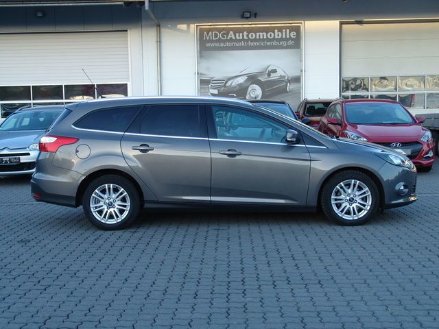 Gebraucht Ford Focus Titanium 140 PS (102 kW) 2015 Braun metallic Kombi