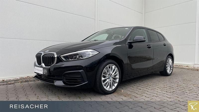 Schwarz Gebraucht 2022 BMW 120 Advantage Kleinwagen | 24.899 € (Fairer Preis) - Bild 1/4
