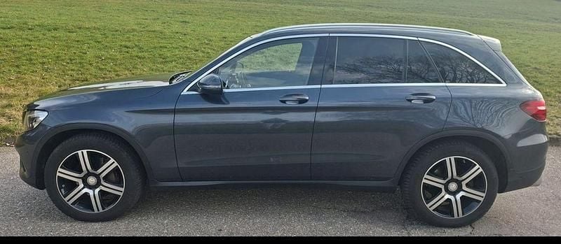 Gebraucht Mercedes GLC250 204 PS (150 kW) 2015 Grau SUV
