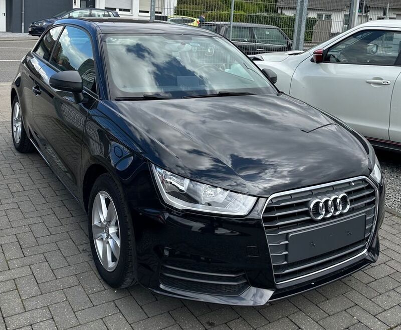 Schwarz Gebraucht 2016 Audi A1 Kleinwagen | 11.800 € (Etwas zu teuer) - Bild 1/4