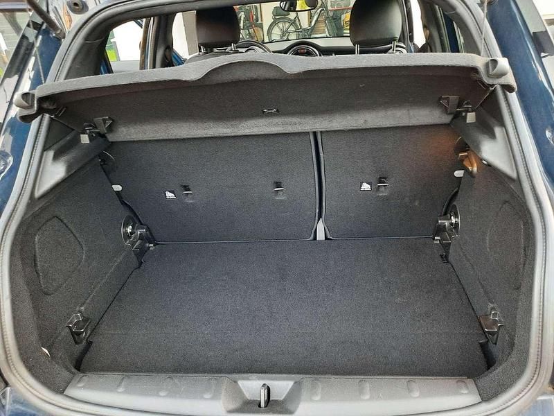 Gebraucht Mini Cooper 136 PS (100 kW) 2017 Blau Kleinwagen