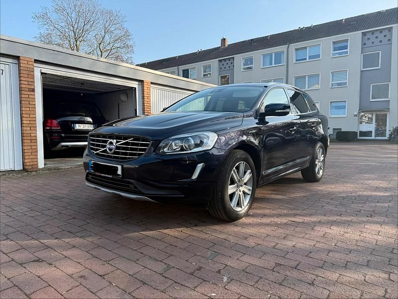 Gebraucht Volvo XC60 Summum 190 PS (139 kW) 2017 Blau SUV