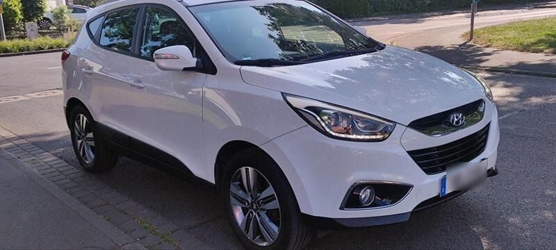 Weiß Gebraucht 2015 Hyundai Tucson SUV | 11.300 € (Fairer Preis) - Bild 1/4