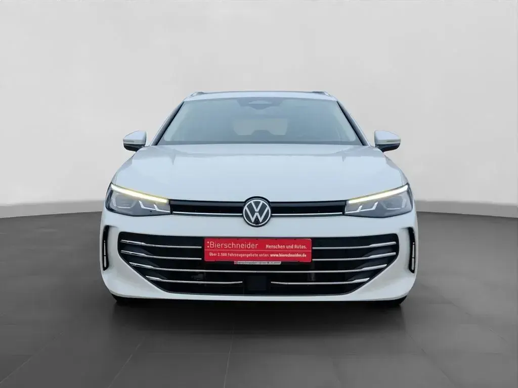 Gebraucht VW Passat Business 150 PS (110 kW) 2025 Weiss Kombi