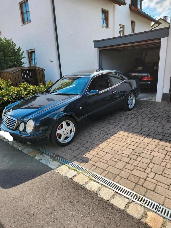 Schwarz Gebraucht 1998 Mercedes CLK430 Coupé | 4.450 € (Fairer Preis) - Bild 1/4