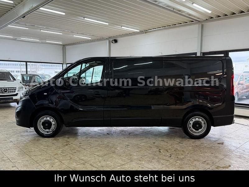 Gebraucht Opel Vivaro 121 PS (88 kW) 2019 Schwarz Van / Kleinbus