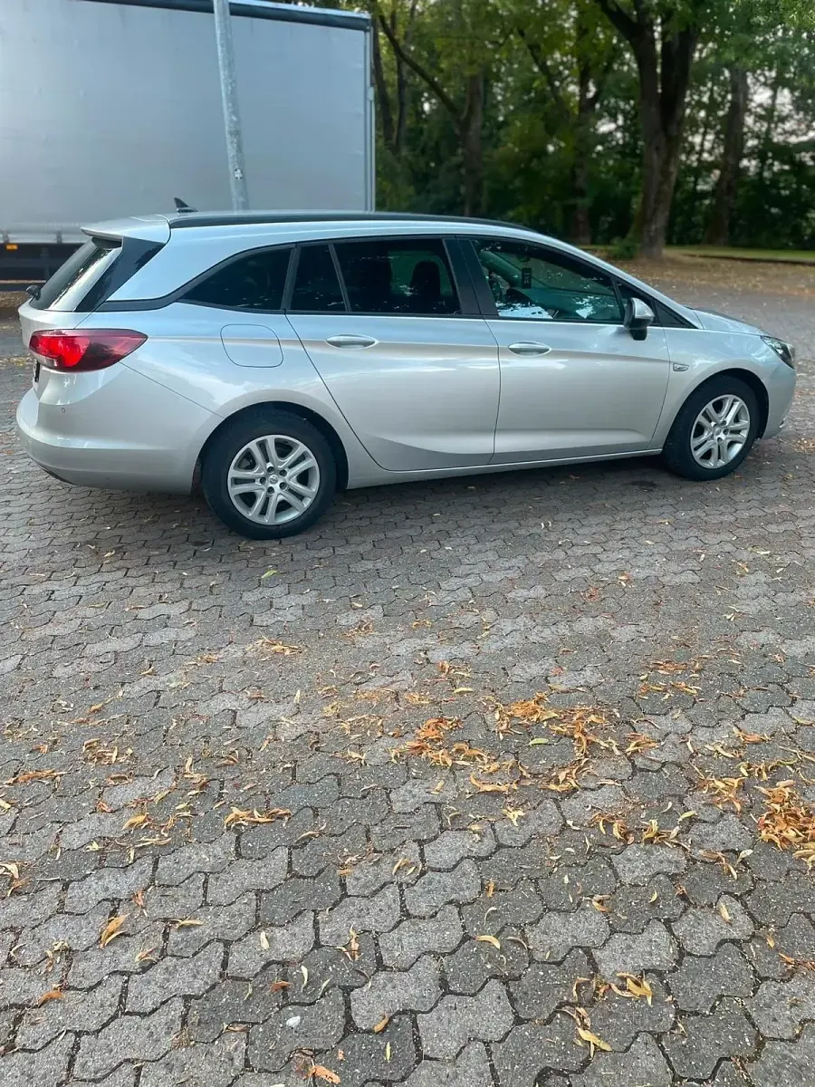 Gebraucht Opel Astra 136 PS (100 kW) 2017 Silber Kombi