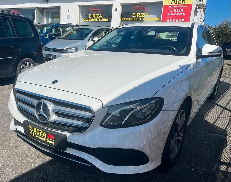 Gebraucht Mercedes E200 184 PS (135 kW) 2018 Weiß Limousine