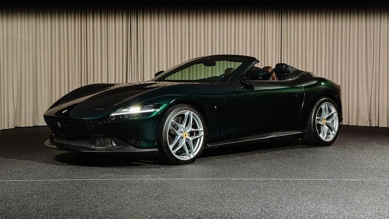 Neu Ferrari Roma 620 PS (456 kW) 2025 Grün Coupé