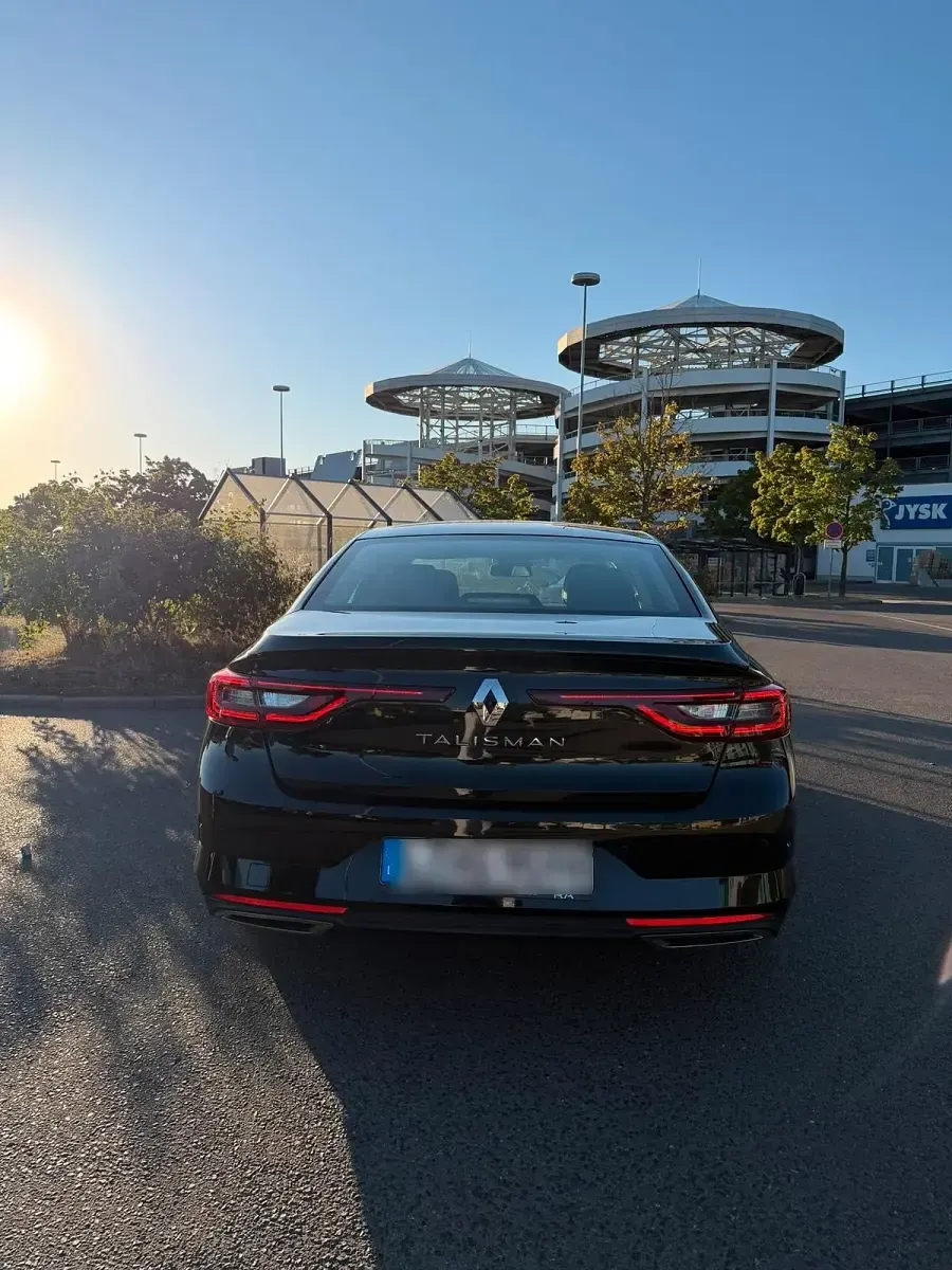 Gebraucht Renault Talisman Initiale Paris 160 PS (117 kW) 2016 Schwarz Limousine