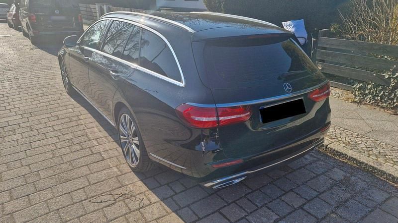 Gebraucht Mercedes E400 340 PS (250 kW) 2018 Schwarz Kombi