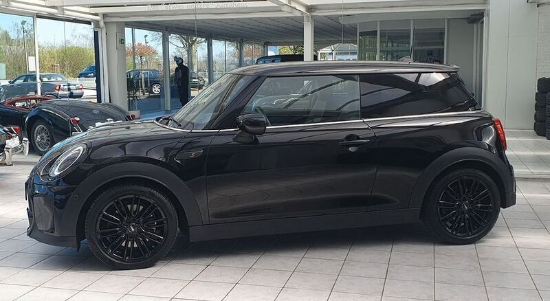 Gebraucht Mini Cooper S 178 PS (130 kW) 2022 Schwarz Kleinwagen