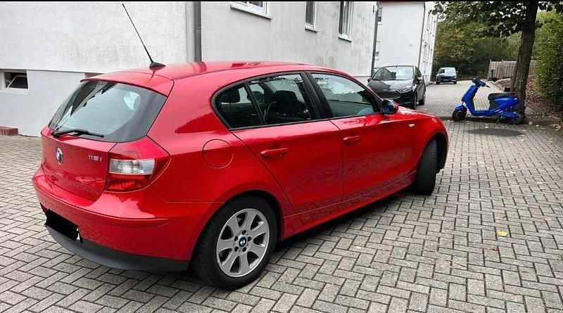 Gebraucht BMW 116 116 PS (85 kW) 2005 Rot Kleinwagen