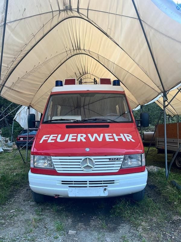 Rot Gebraucht 1996 Mercedes Sprinter Van | 11.000 € (Guter Preis) - Bild 1/4